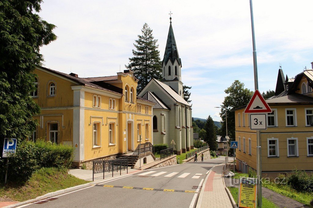 Janské Lázně, evangelisk kirke