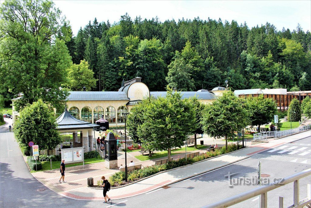 Jánské Lázně, Piazza della Libertà