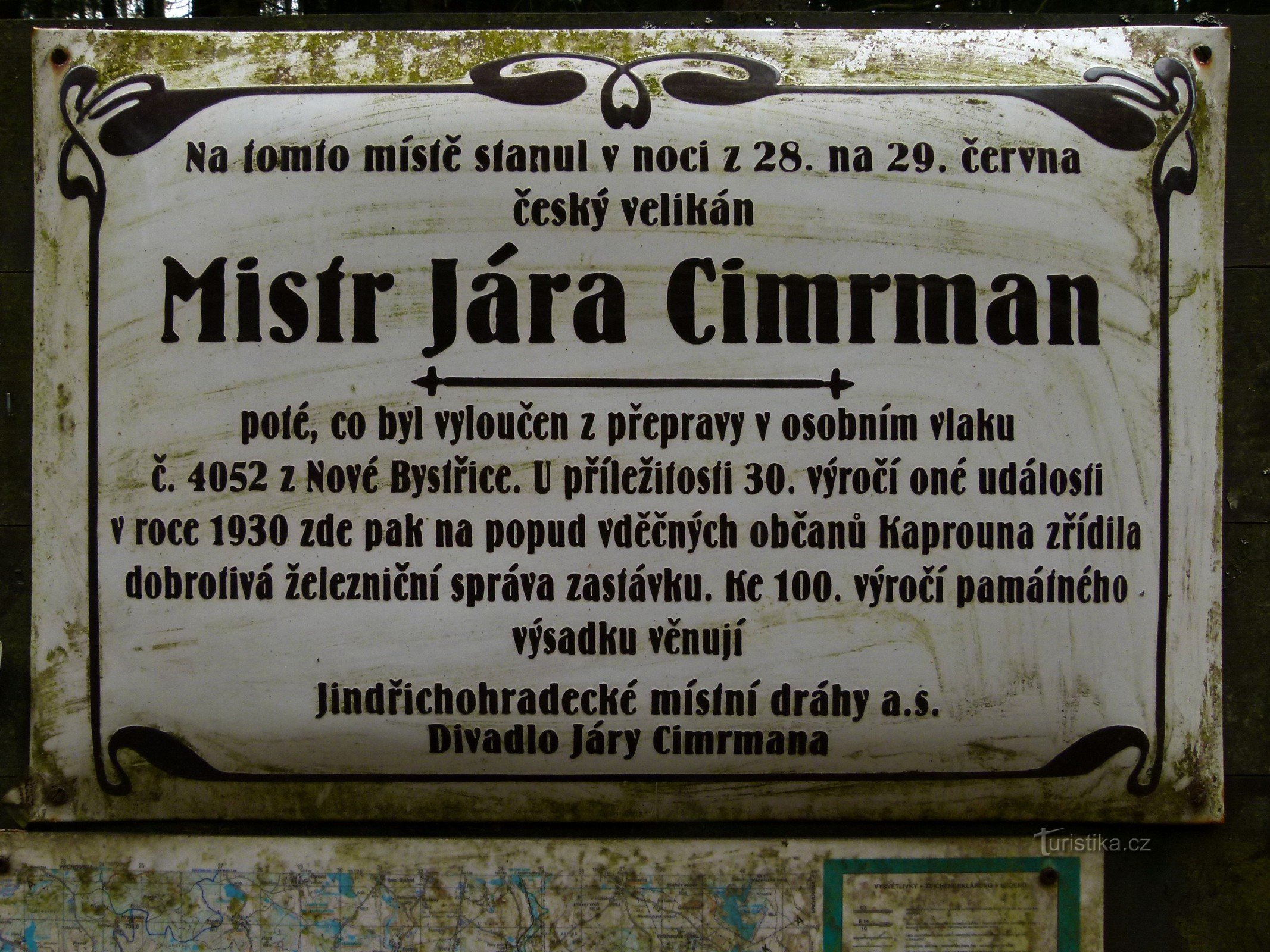Jara Cimrman lying down