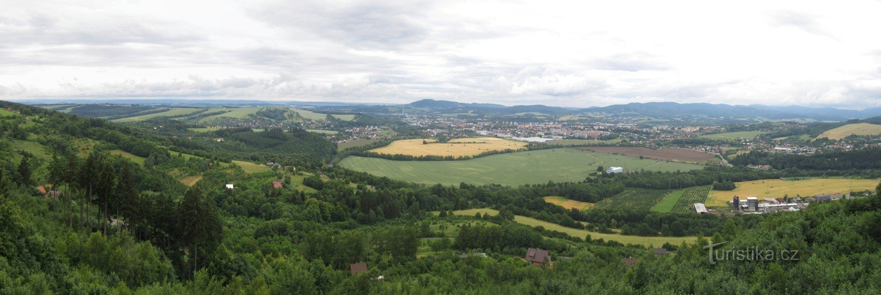 Aussichtsturm Jarcová - Bražiska