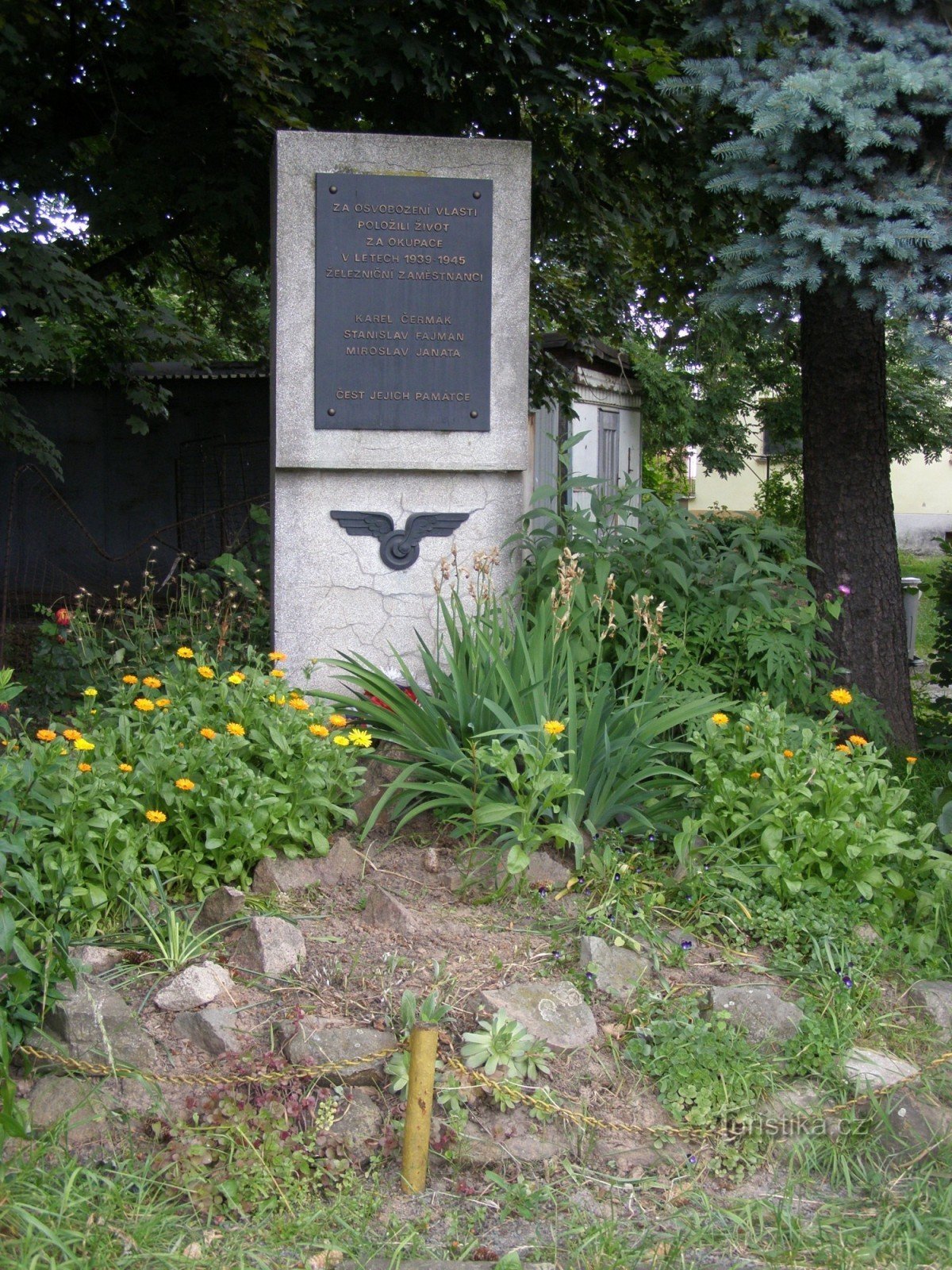 Jaroměř - jernbanemænds monument