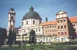 Jaroměřice nad Rokom.