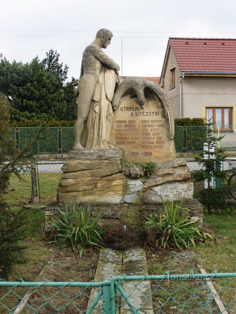 Jaroslav - monumento às vítimas do 1º St. guerra