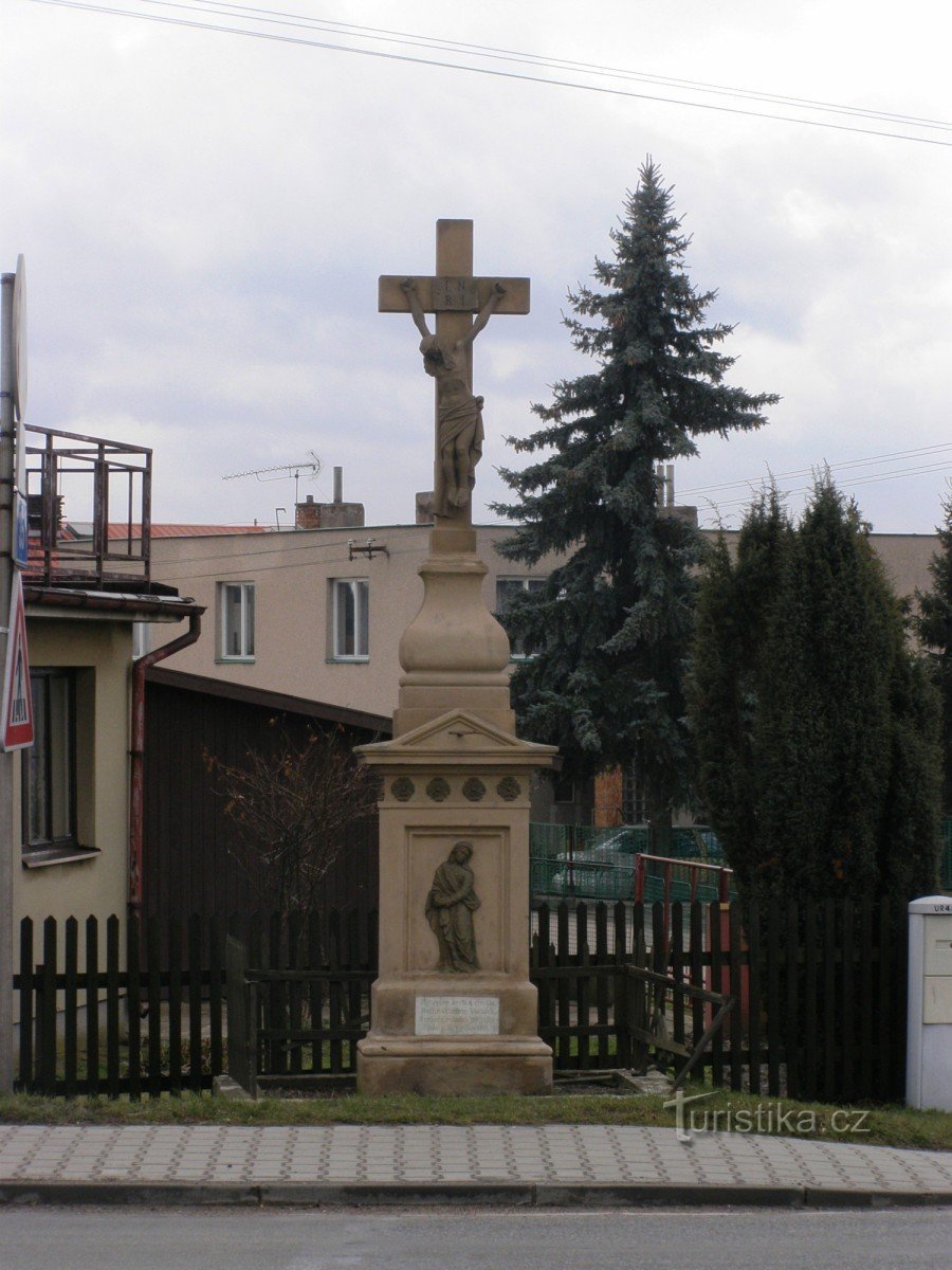 Jaroslava - spomenik križanju