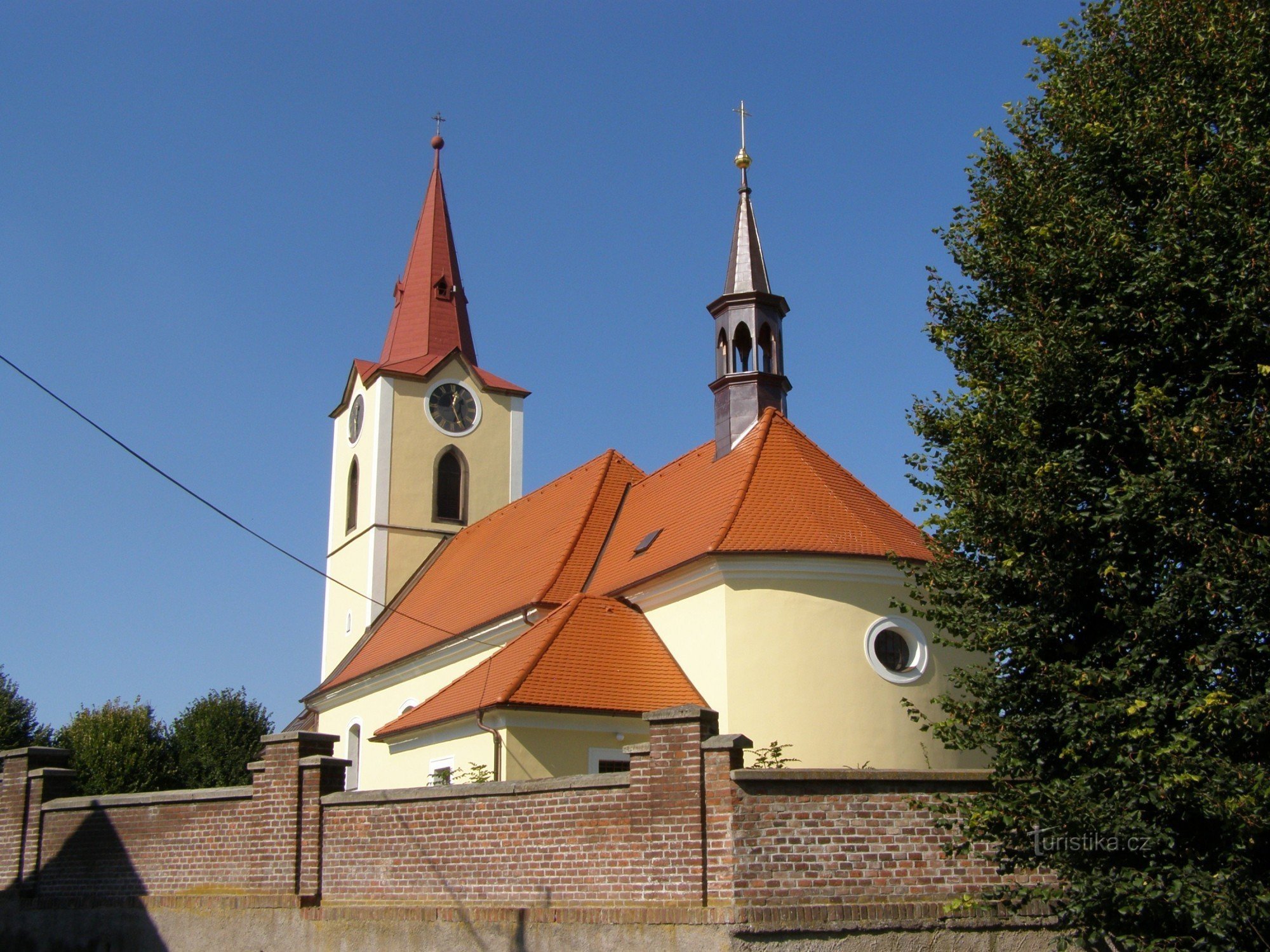 Jasenná - St. Georges kyrka