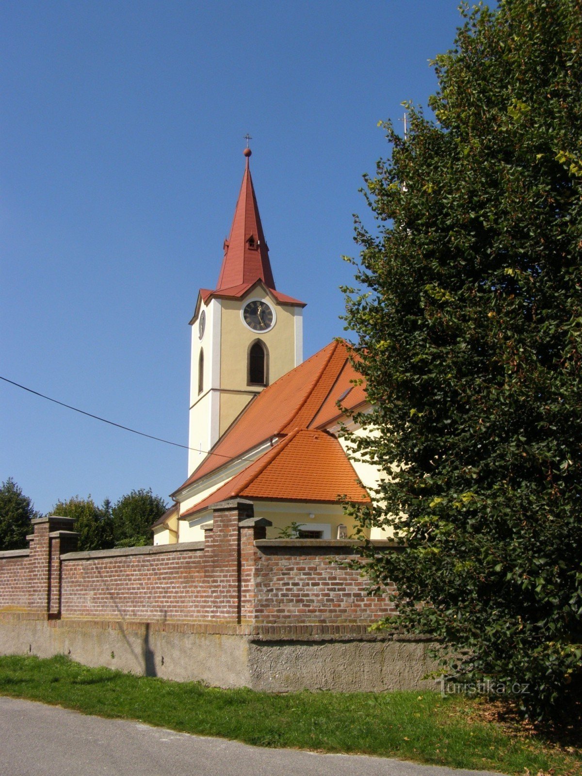 Jasenná - St. Georges kyrka