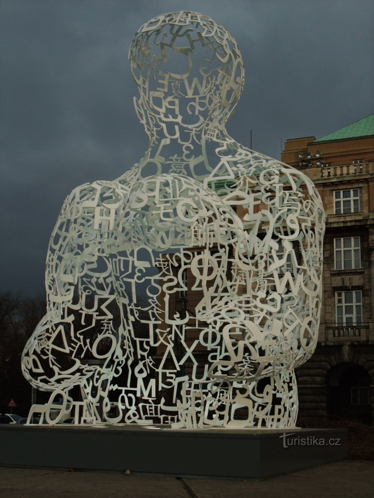 Jaume Plensa: Chúng tôi / của tôi /