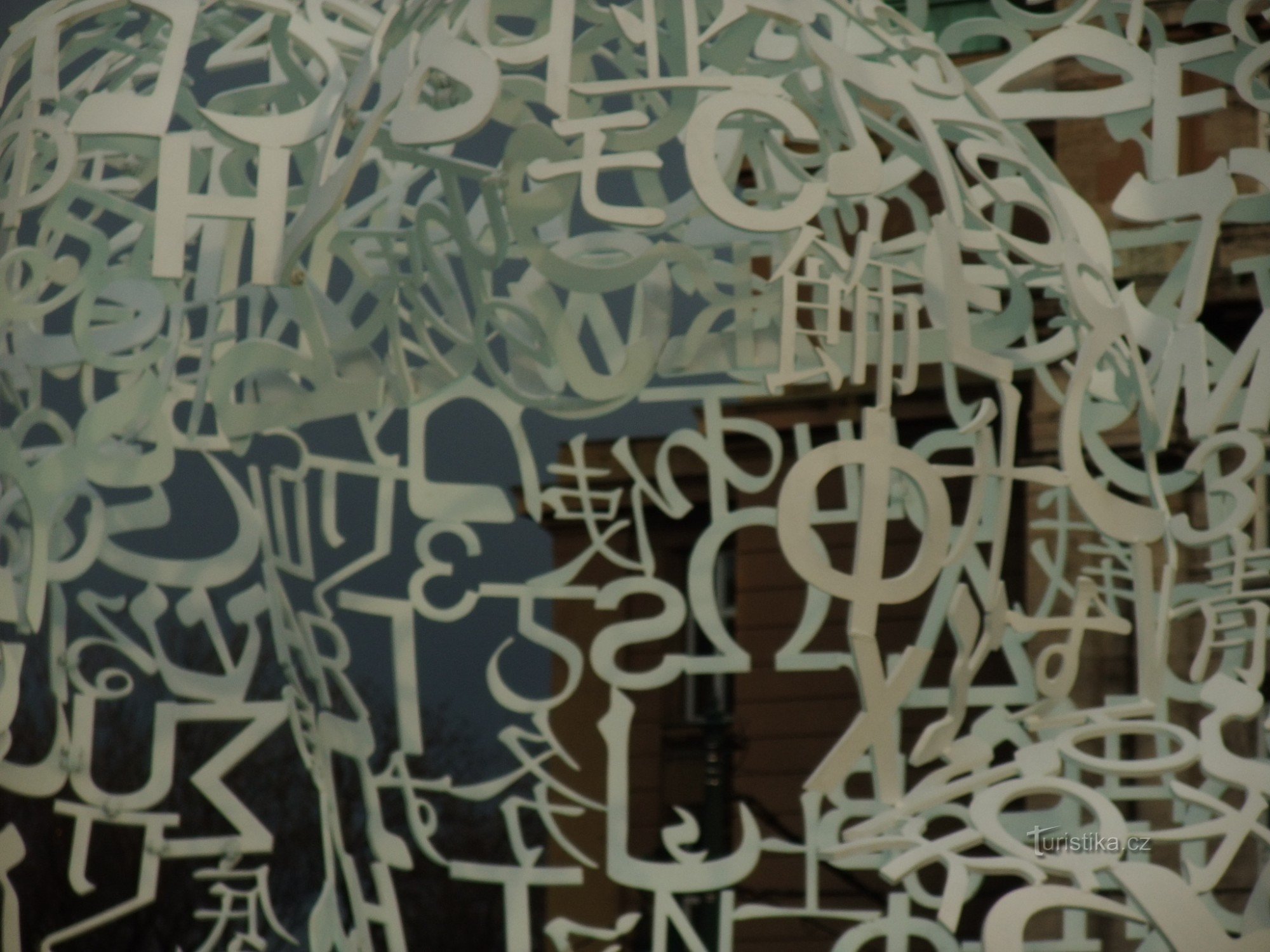 Jaume Plensa: Chúng tôi / của tôi /