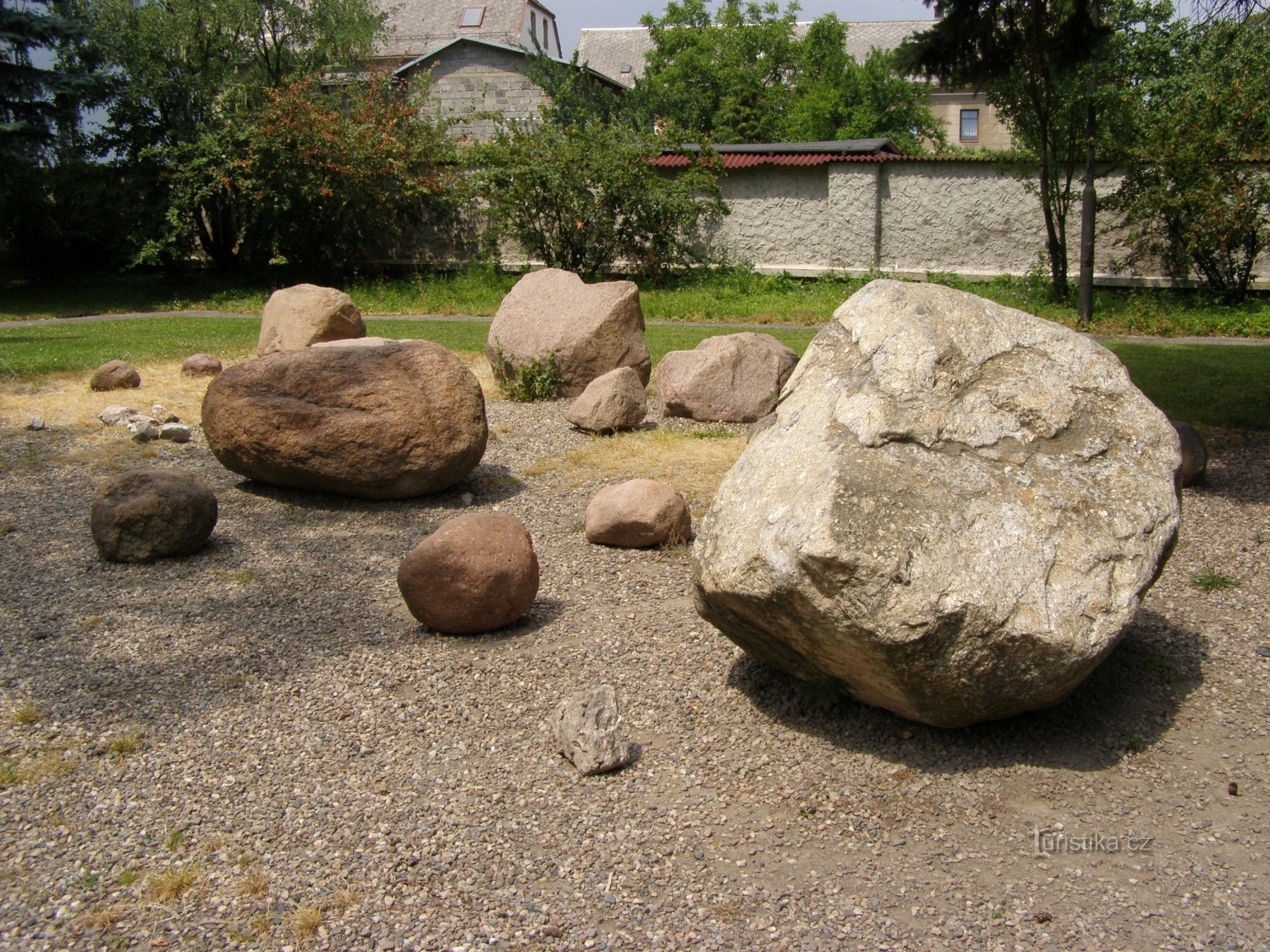 Javorník - Zahrádka bludných balvanů