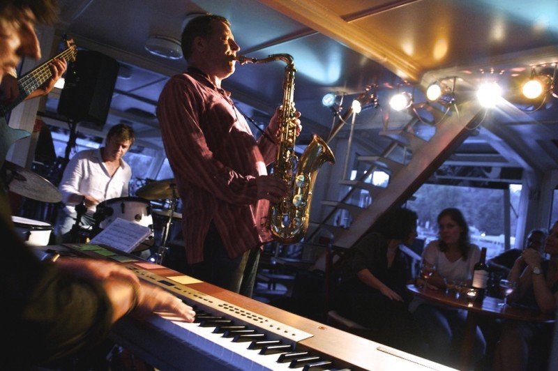 Jazz Boat