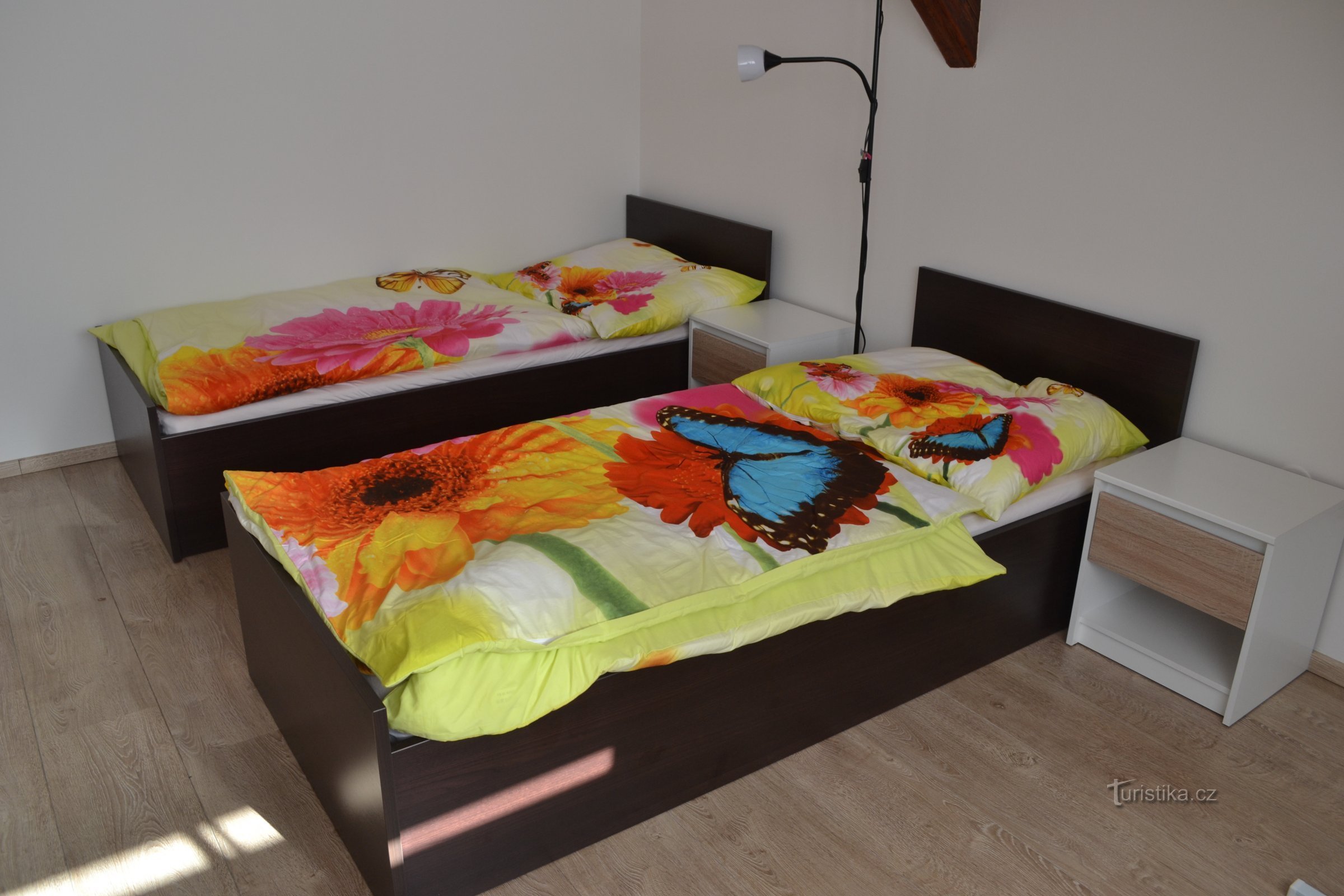 eines der beiden Schlafzimmer