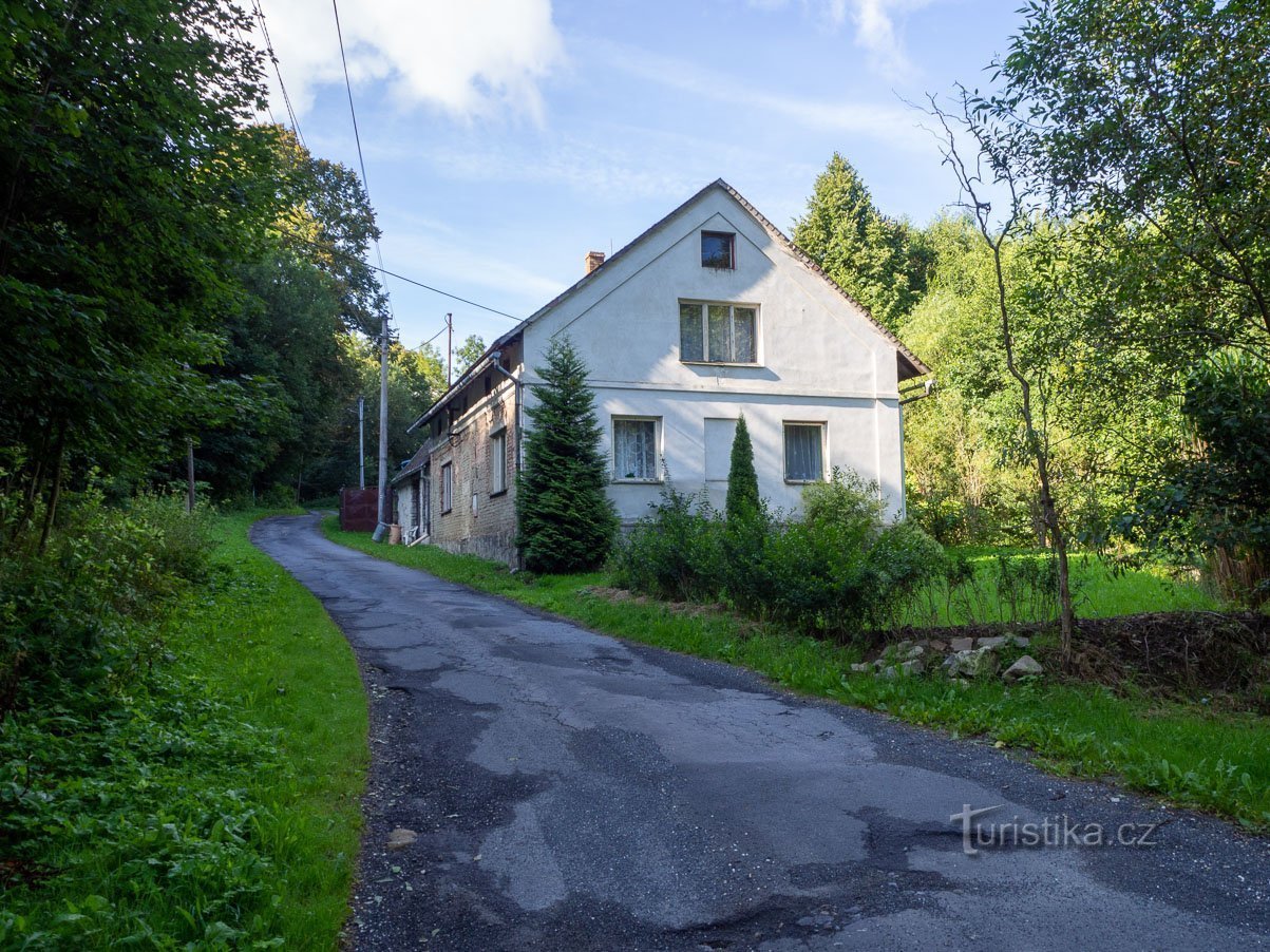 One of the last dwellings of Skorošice