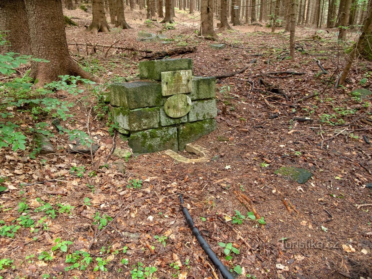 Jelenova kopel – Hirschbad Quelle