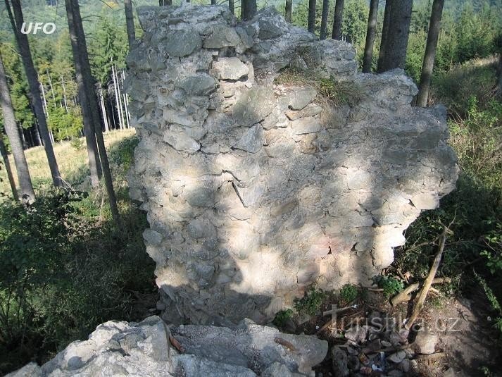 ostal je le še ta - Střílecký hrad