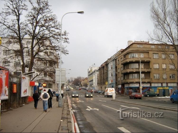 Jeremenkova-straat vanaf de dijk