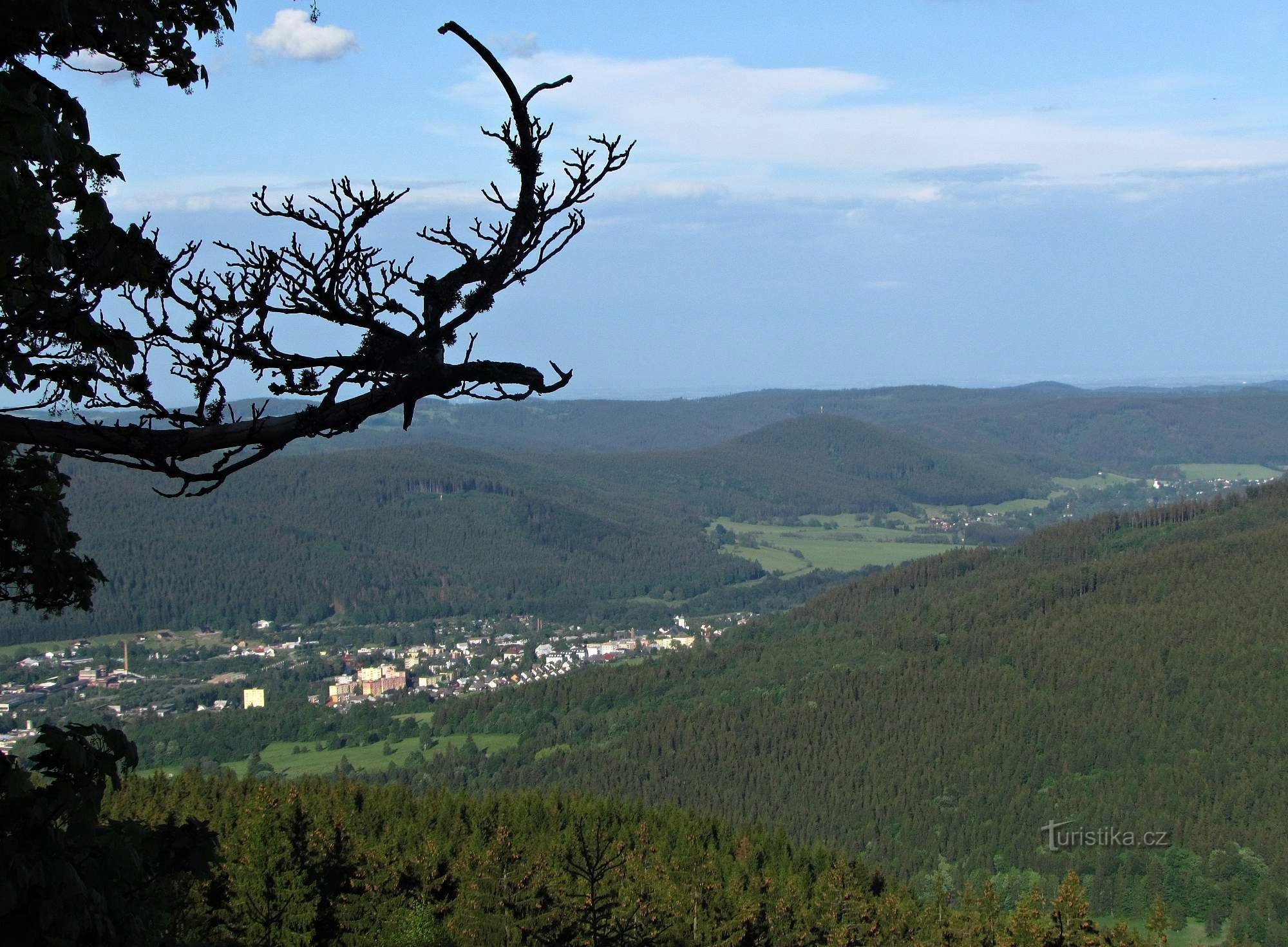 Punkty widokowe na skale Jesenice - 14. Skála pod Plošinou