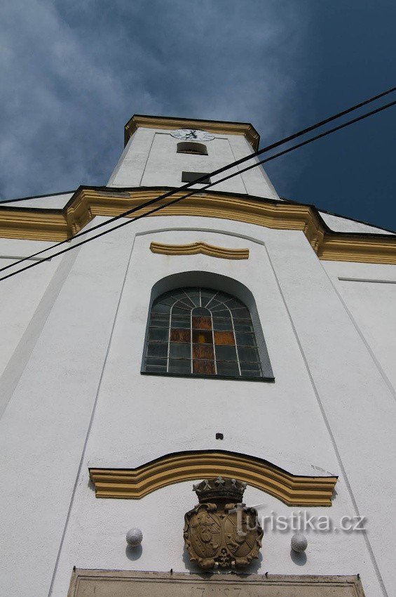 Jeseník nad Odrou - Neitsyt Marian taivaaseenastumisen kirkko