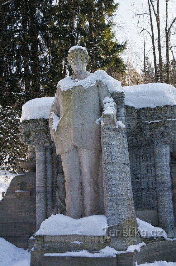 Jeseník - monumento a Vincenzo Priessnitz