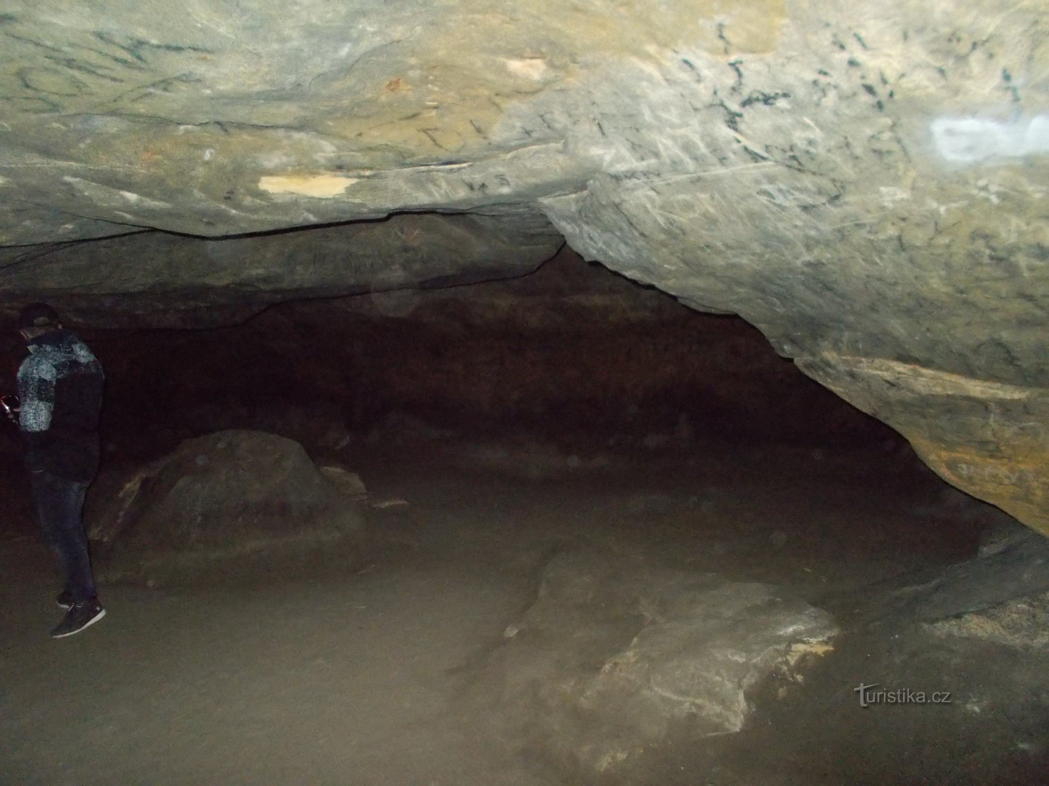 Постойнська печера
