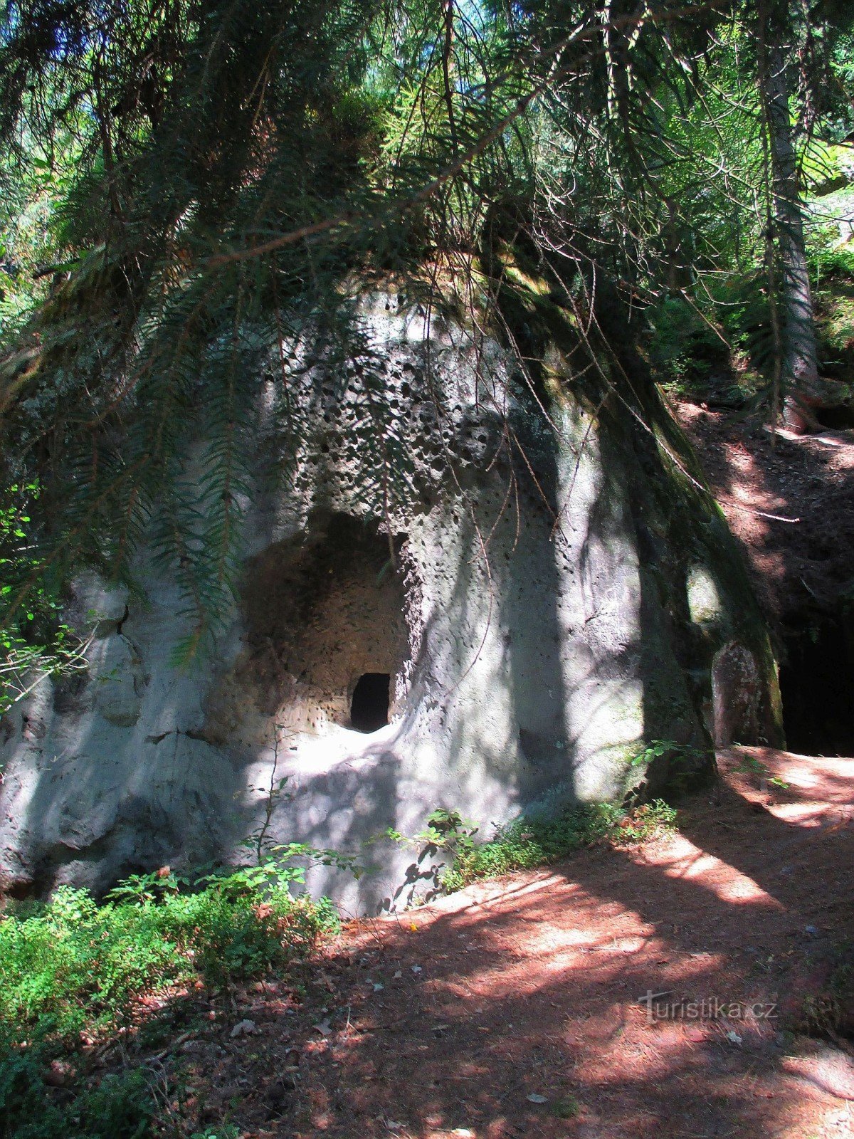 Höhle der alten Zeiten