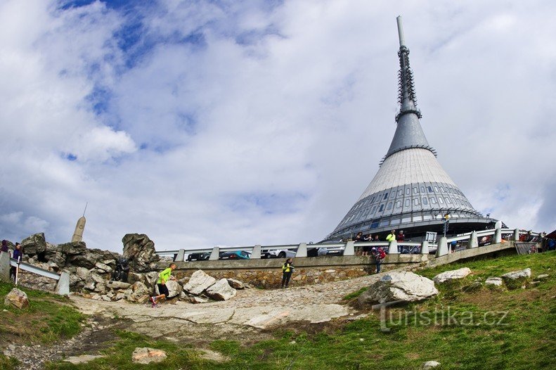 Ještěd Sky (polu)maraton također ima stazu za hobi trkače