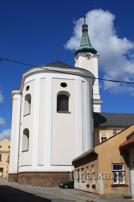 Jevíčko - Cerkev Marijinega vnebovzetja