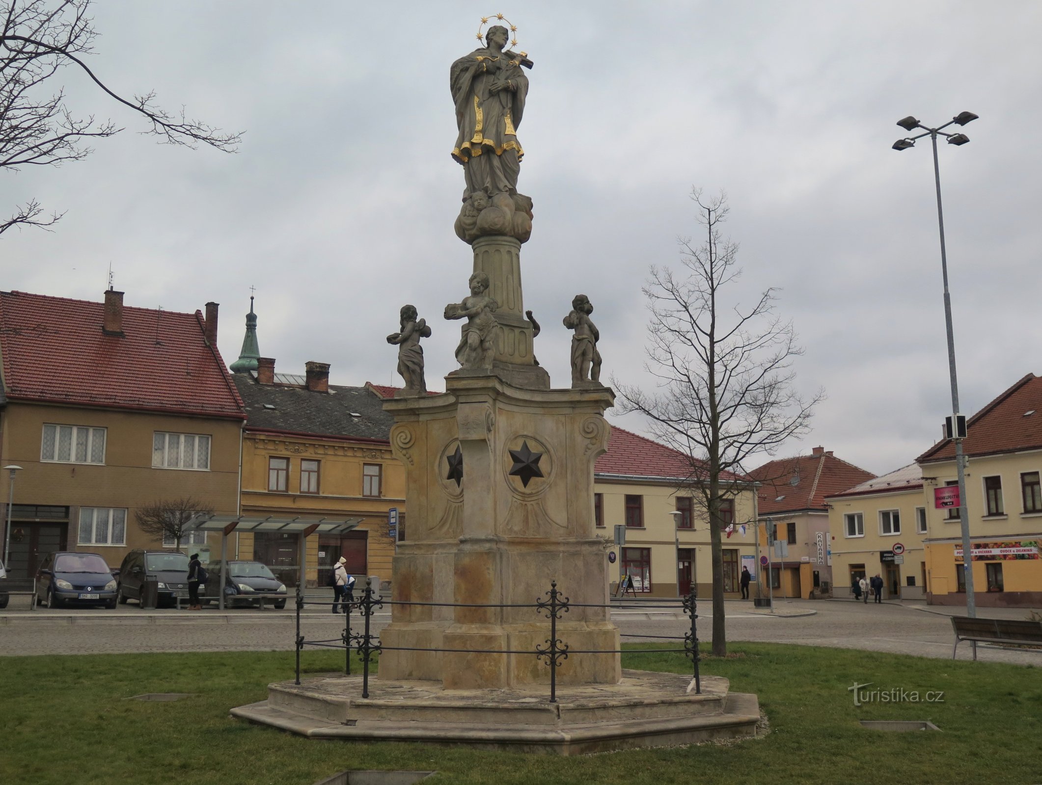 Jevíčko - estatua de St. Jan Nepomucký