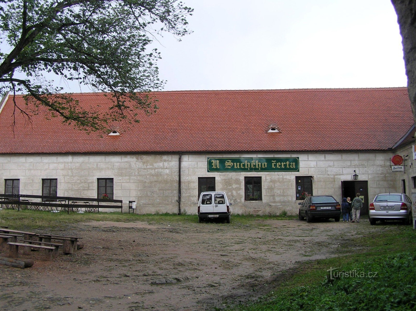 Jevišoice - Oud kasteel (restaurant op het voorplein)