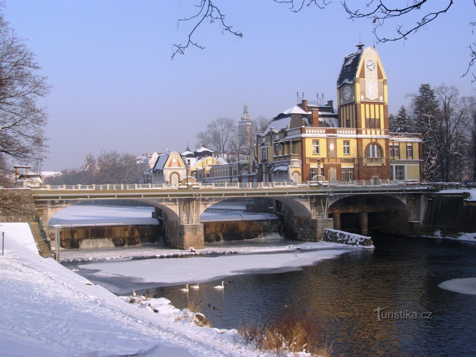 Hučák Dam - Labská elektrárna