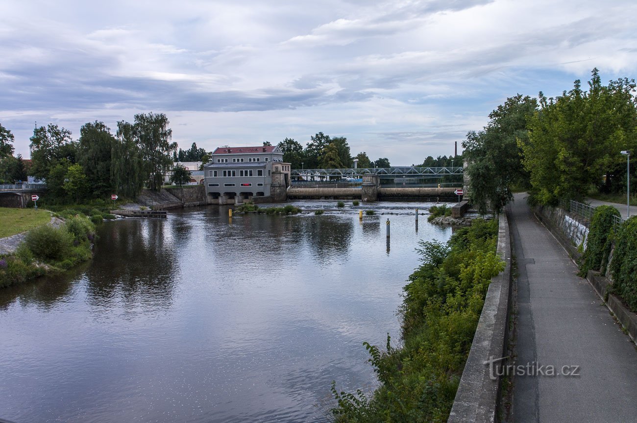 Normalerweise sehen wir das Wehr von der Langen Brücke aus