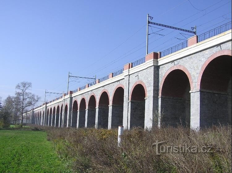 Jezernice: viaduct