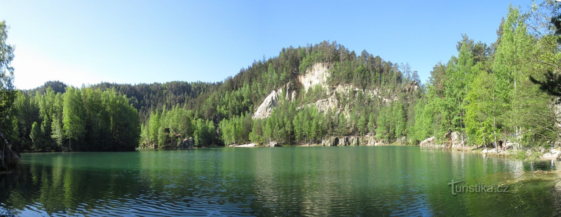 Lago Piskovna na entrada