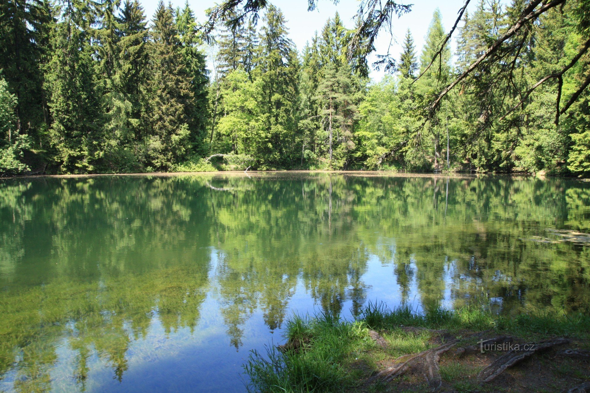 Jezero Vápenice