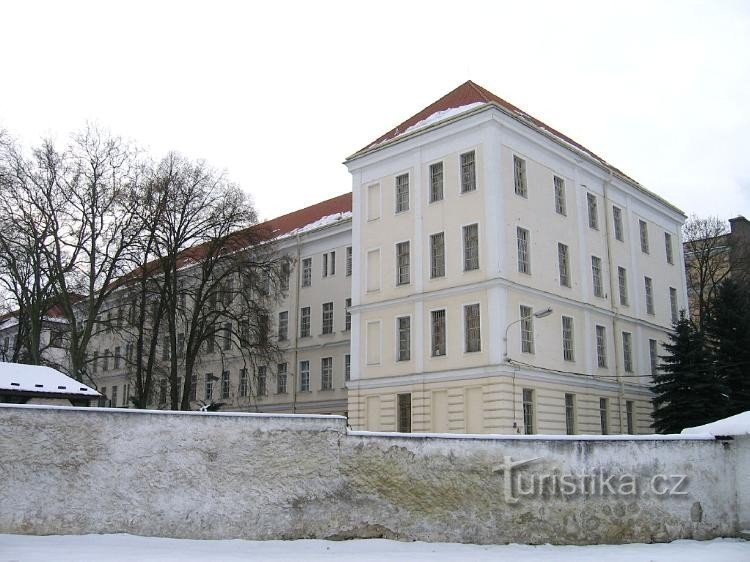 Jesuit residence-hospital: Opařany