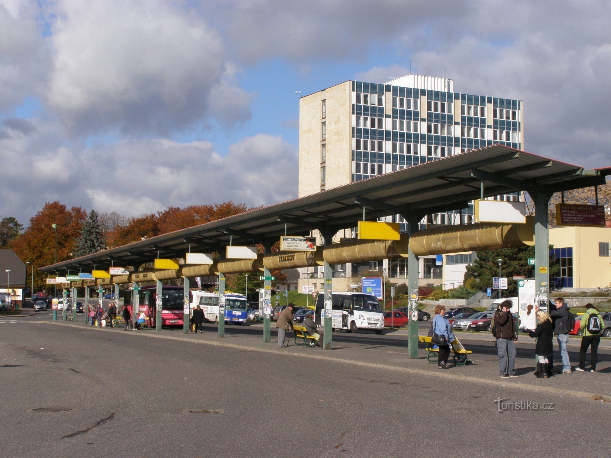 Jičín - estação de ônibus