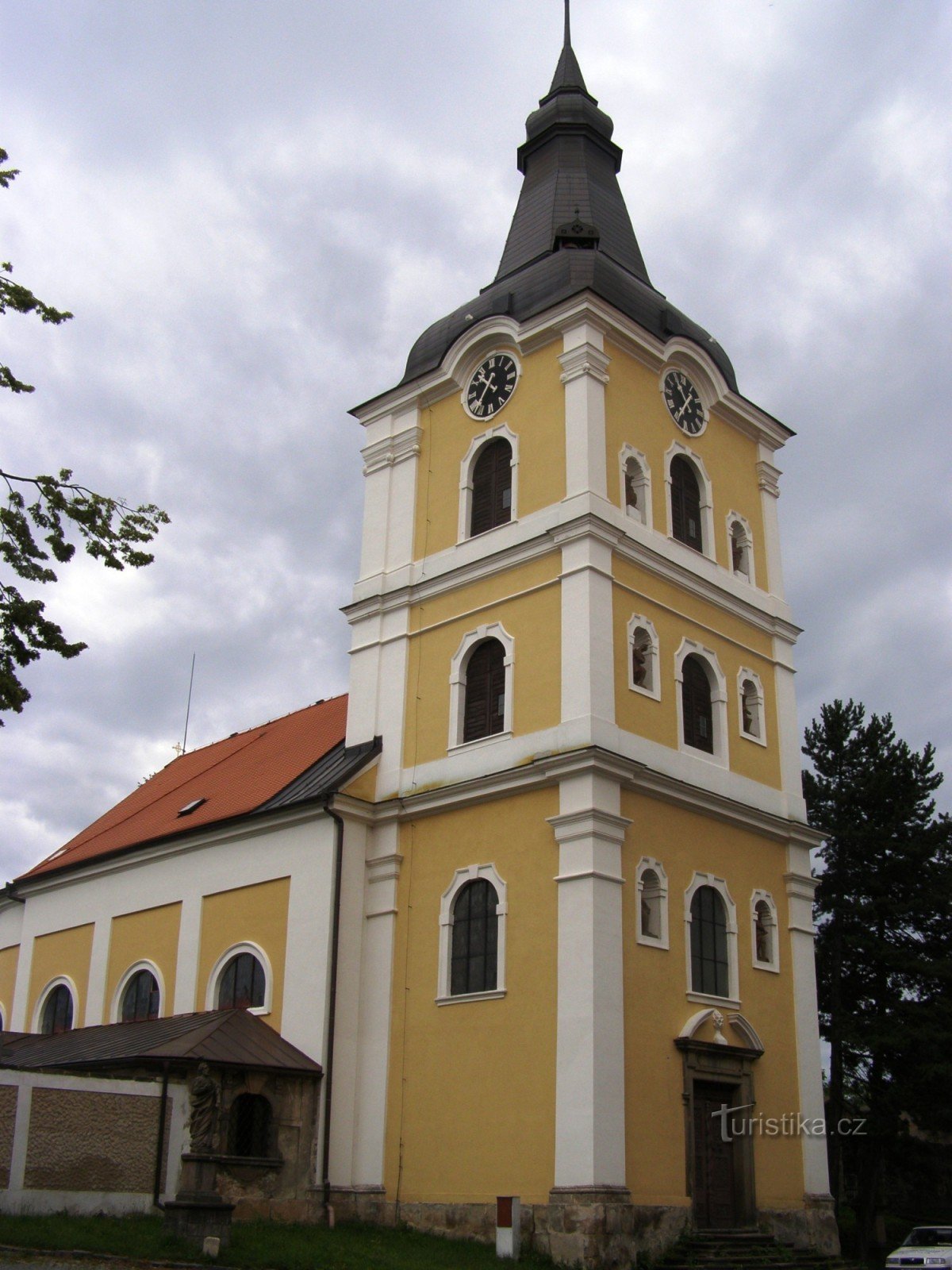 Jičín - Kościół Matki Boskiej Saleńskiej