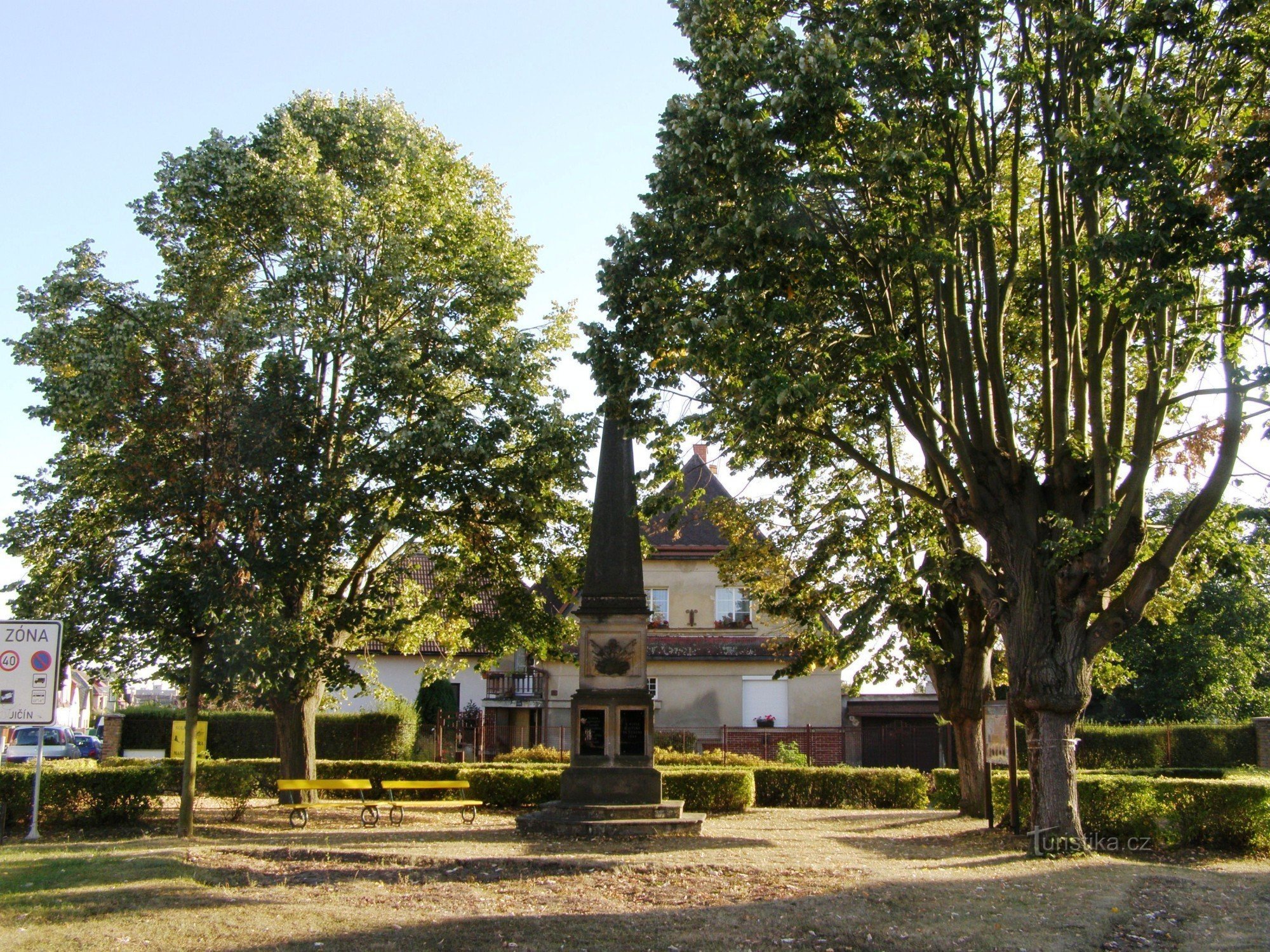 Jičín - monument över slaget 1866 på Letná