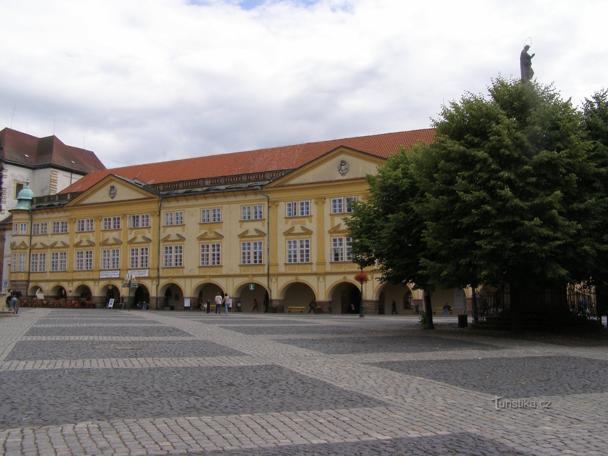 Jičín - grad Valdštejn, muzej