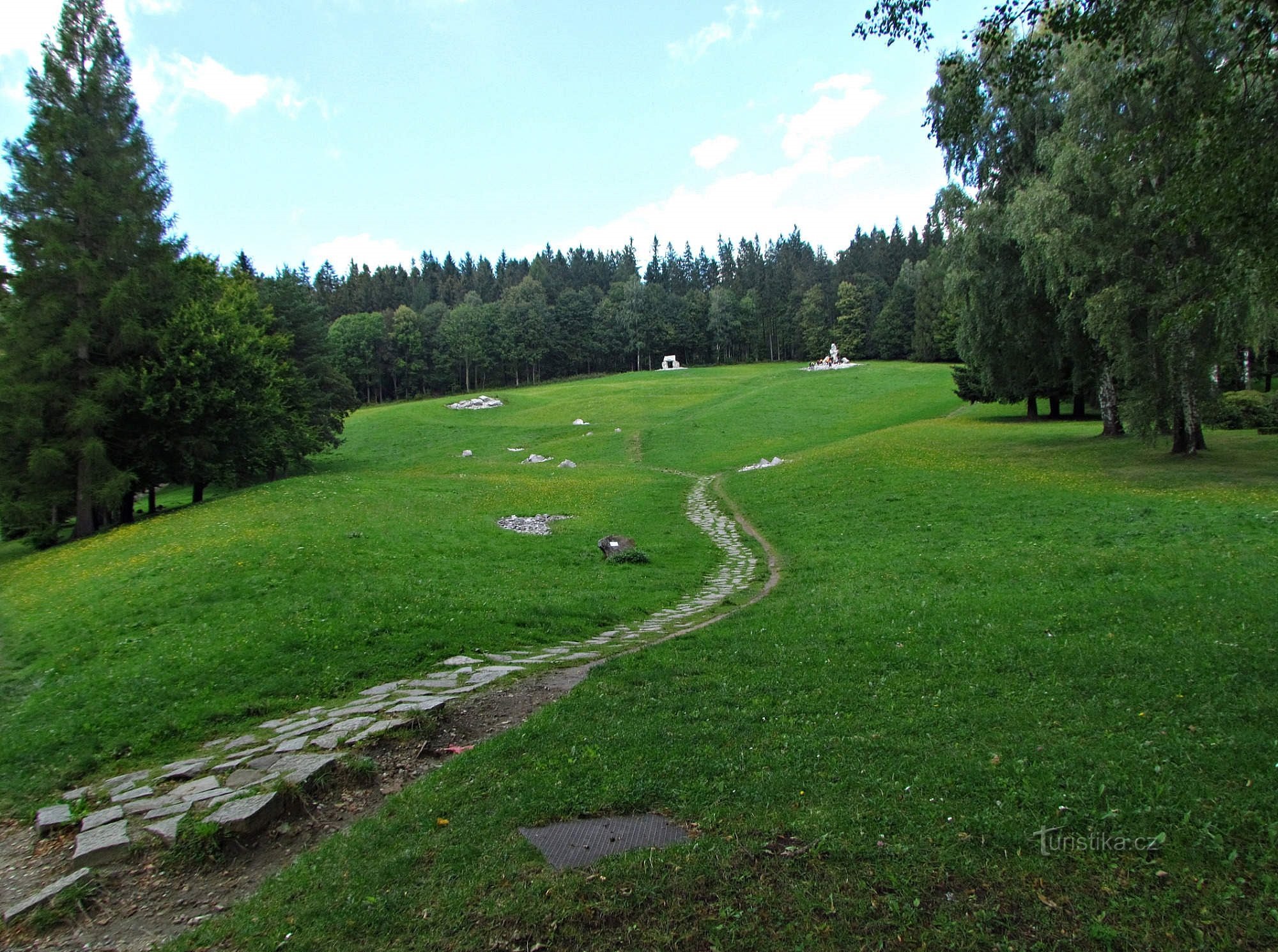 Južna padina sa Stazom života