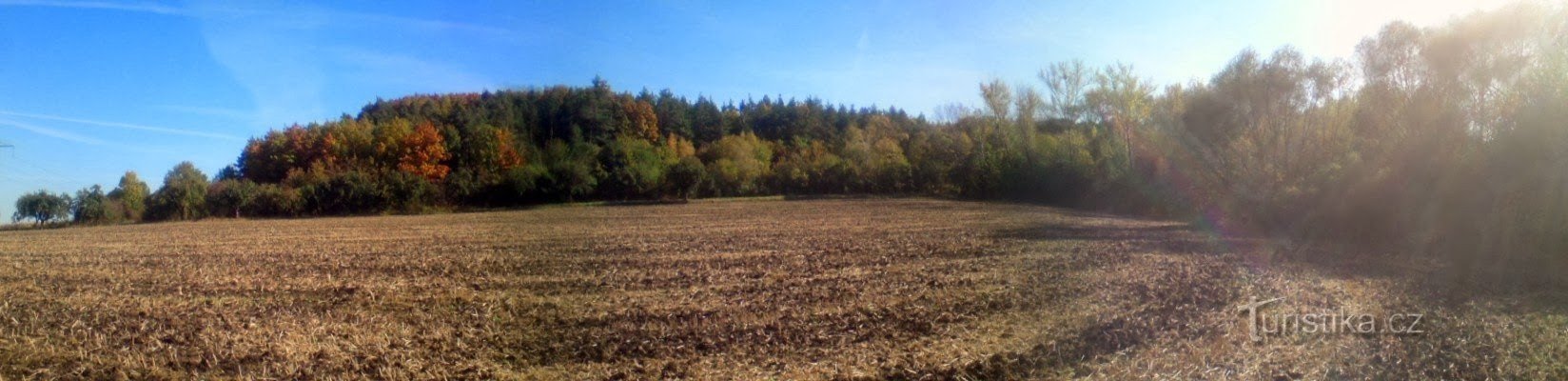 nog een blik op het schilderachtige landschap onder Mokošín