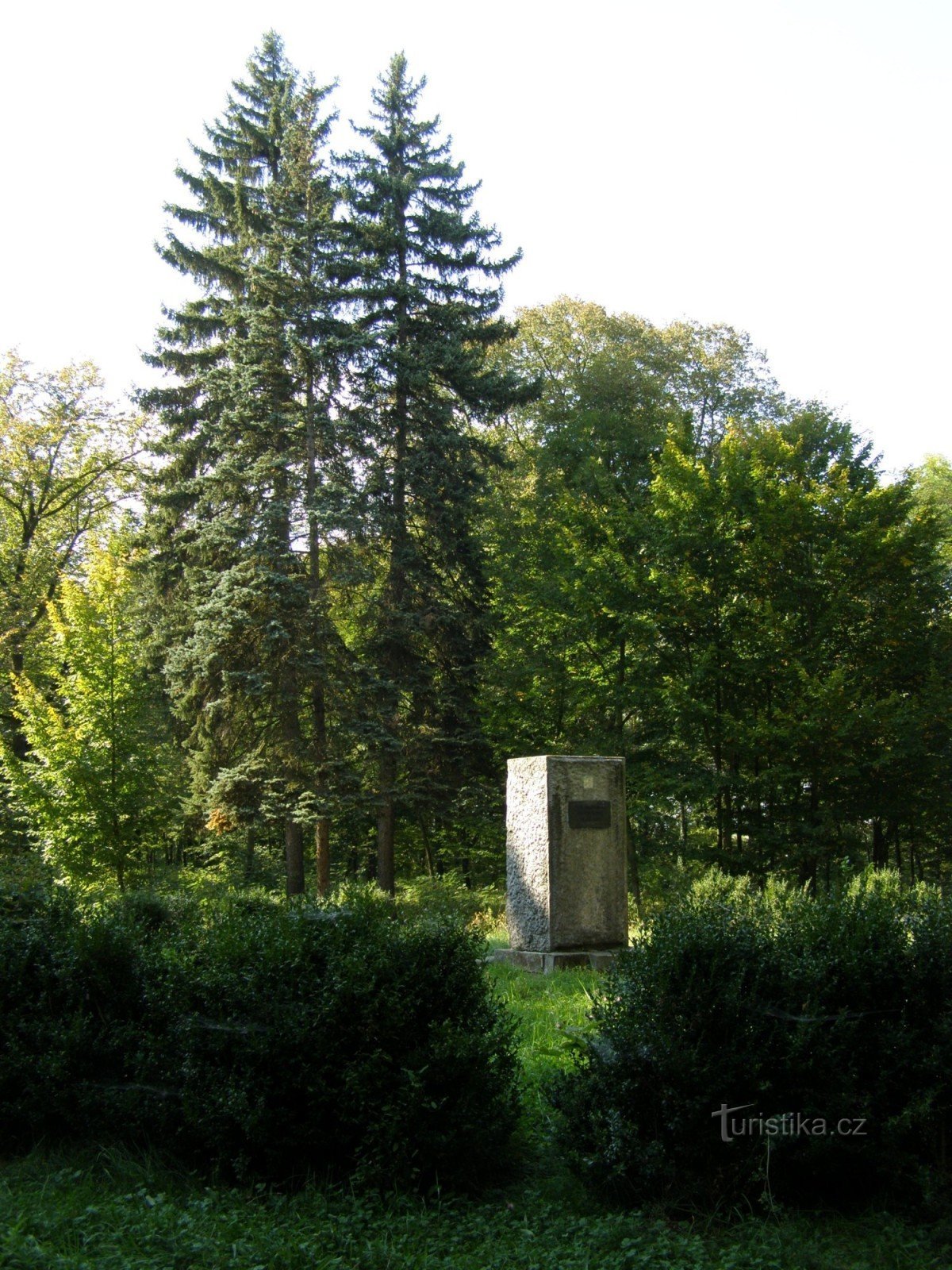 Josefov - TG Masarykin muistomerkki