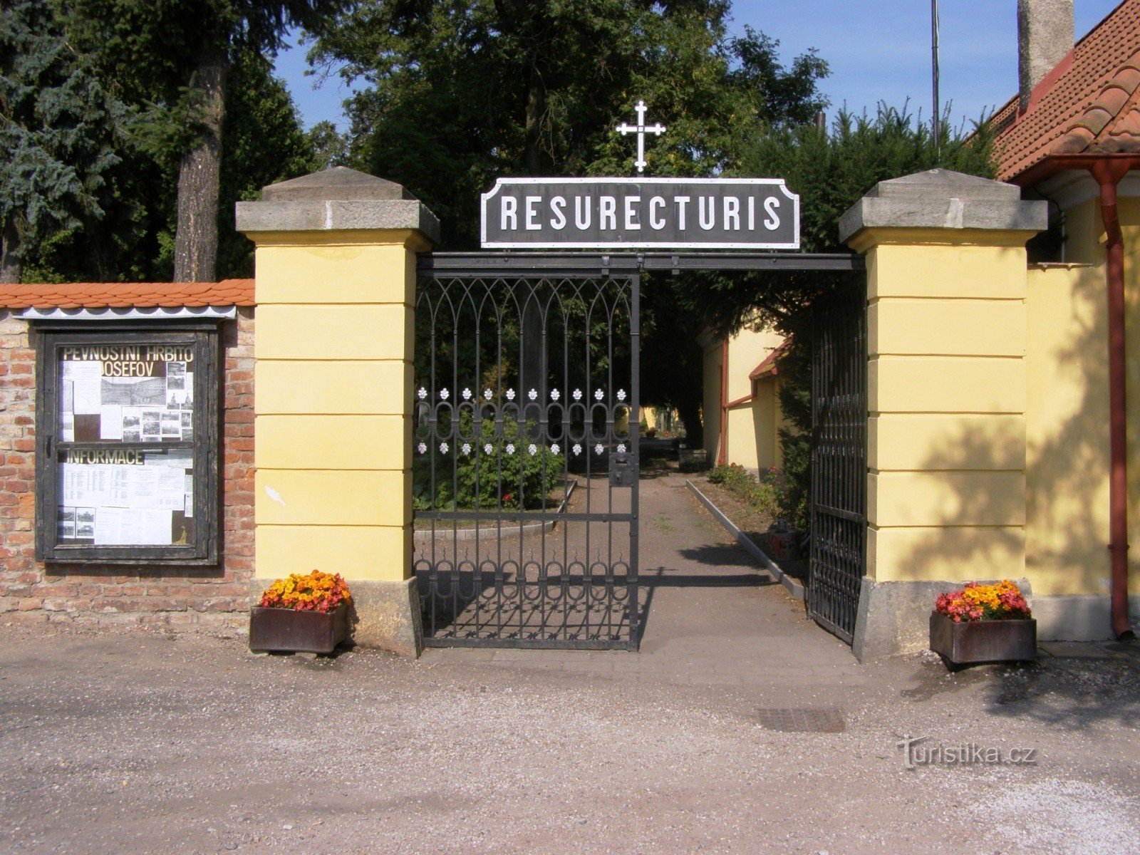 Josefov - katonai temető