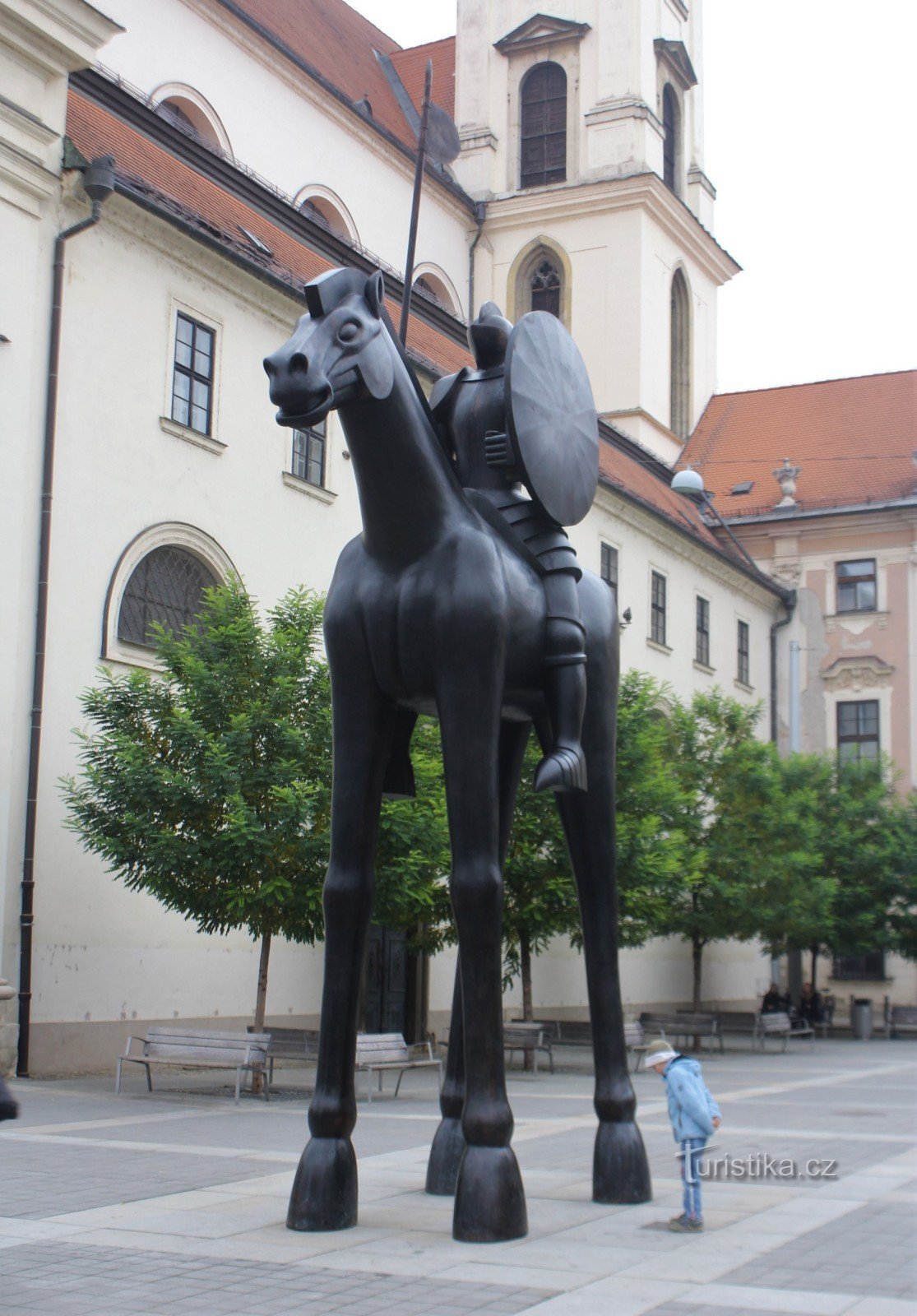 Jost Luxembourg at the unveiling ceremony