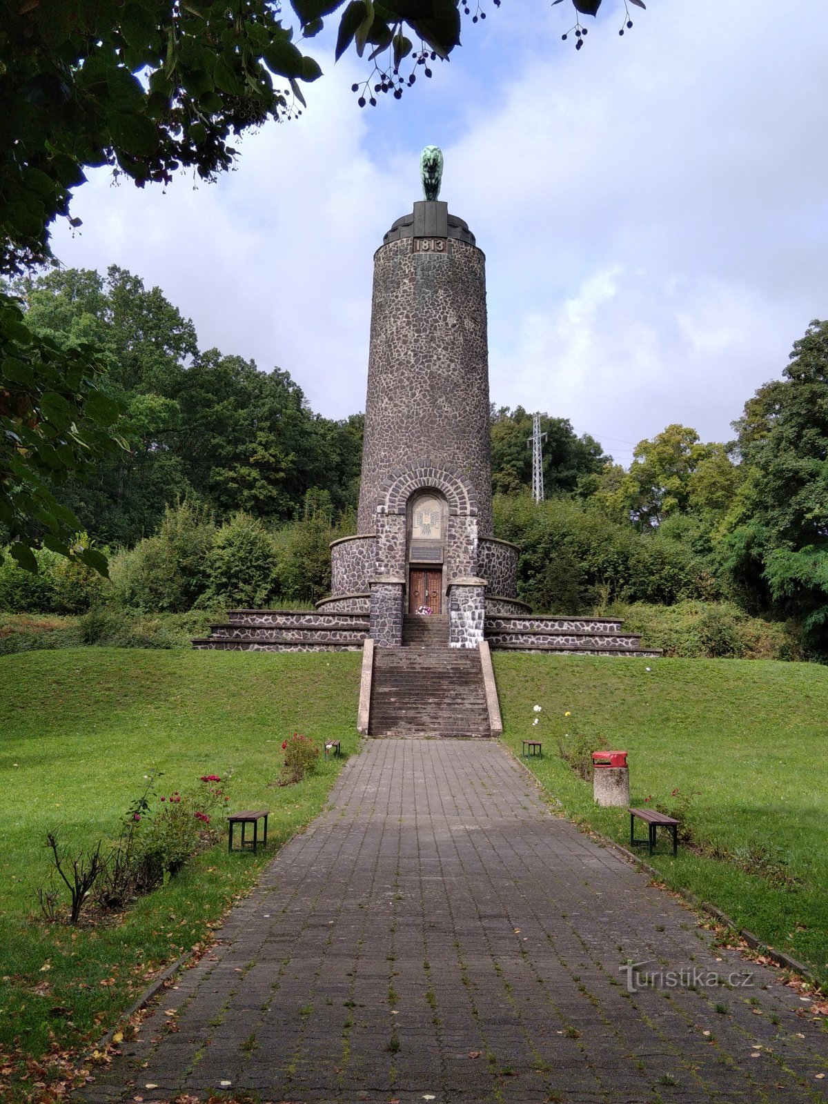 Jubiläums-Denkmal