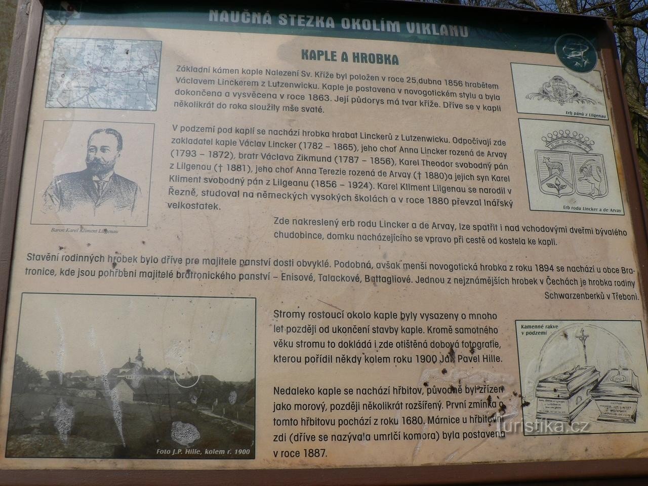 Kadov, πίνακας πληροφοριών δίπλα στον τάφο