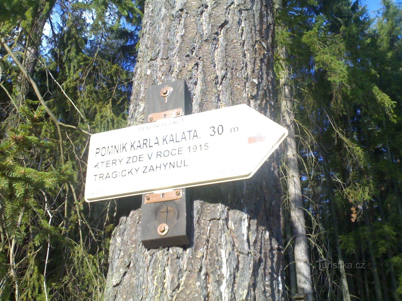 Kalátův spomenik - Hradecké lesy