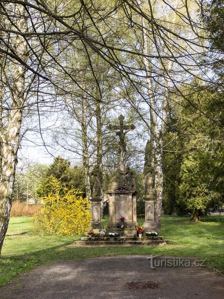 Calvarul în cimitir