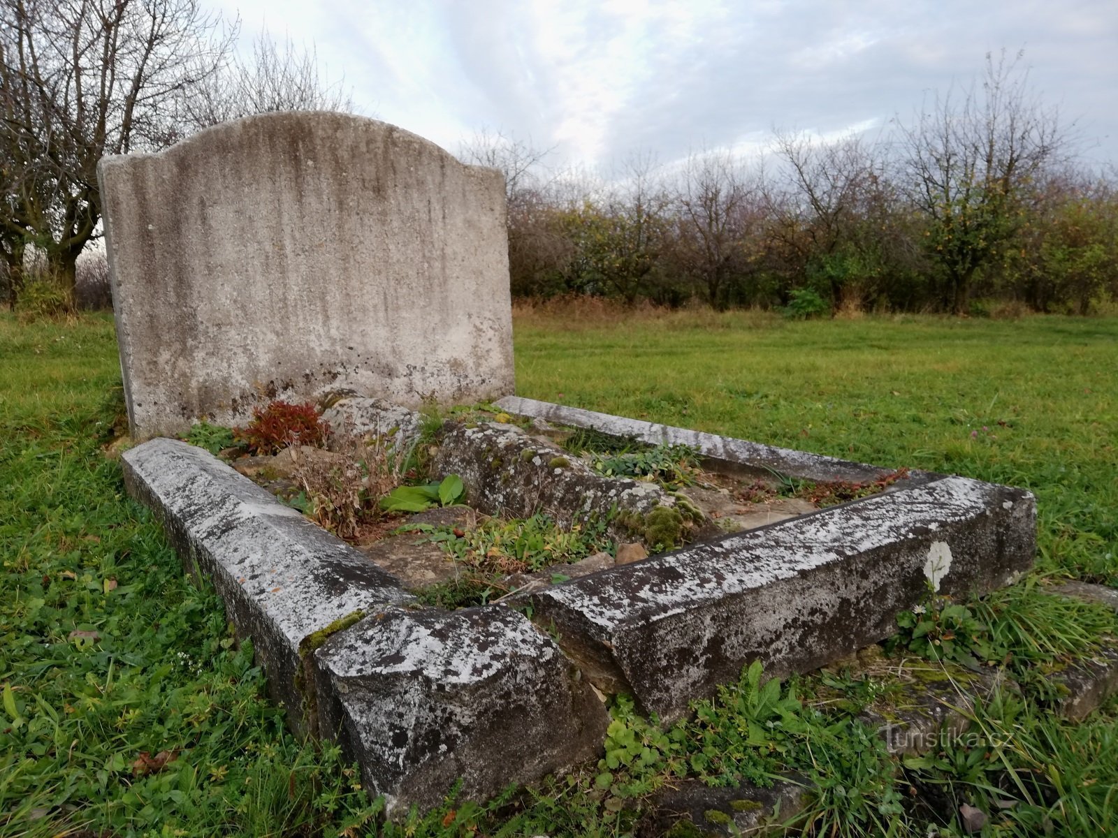 Where to with the corpse of Markus Reich? Buchlovice, Chřiby