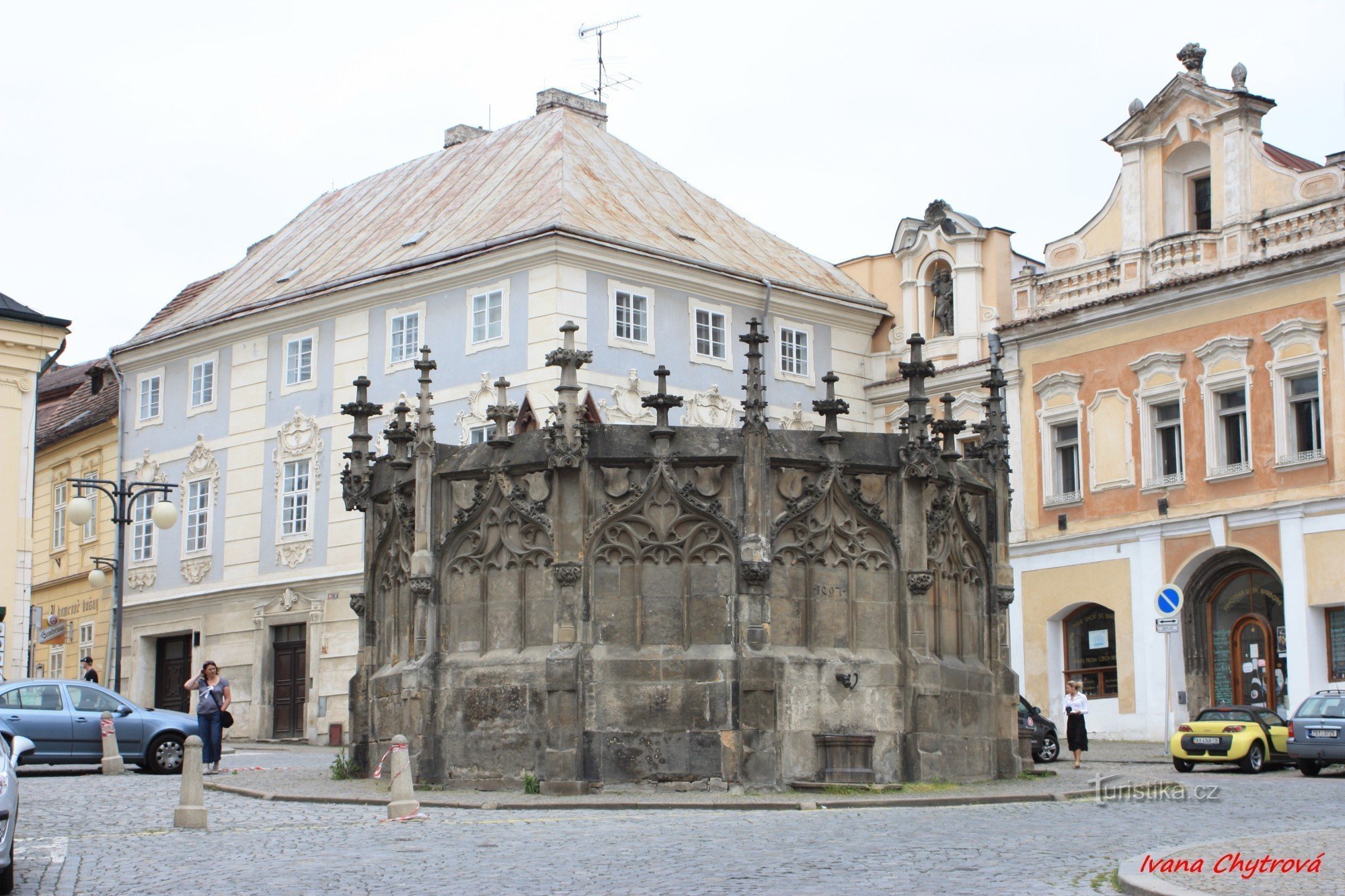 stenfontän i Kutná Hora