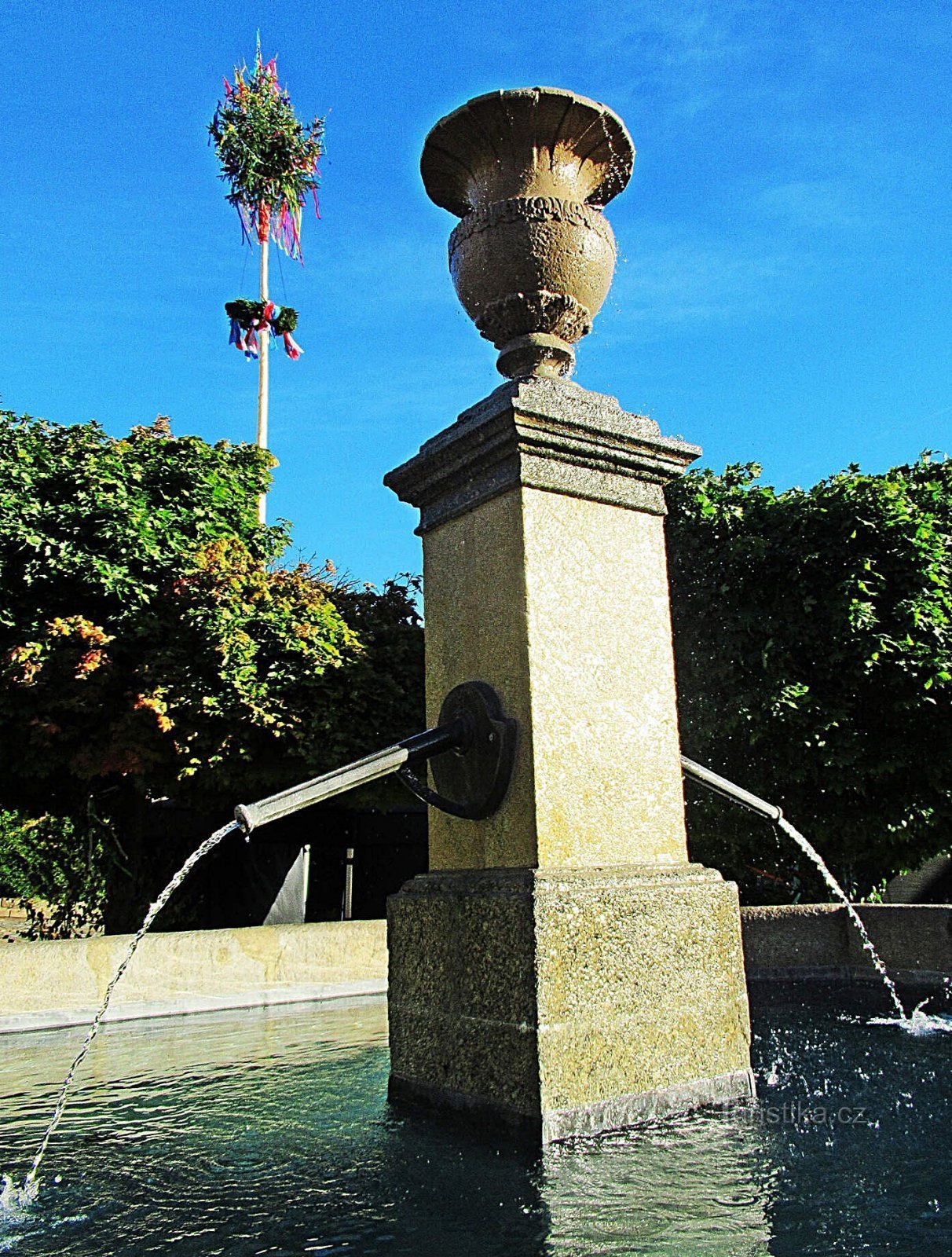 Stenen fontein in Tišnov